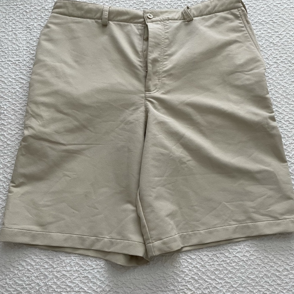 Nike golf shorts